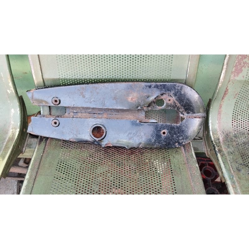 ketengkas tutup rantai honda astrea prima star