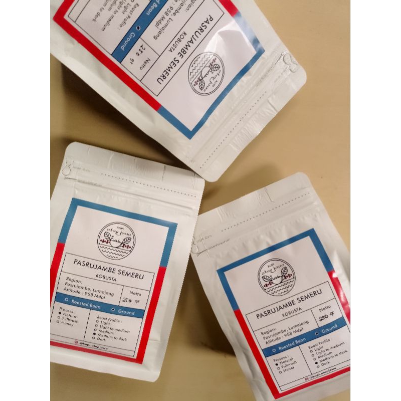 

Kopi Robusta Gunung Semeru kopi atap Jawa kemasan 250 gram bubuk