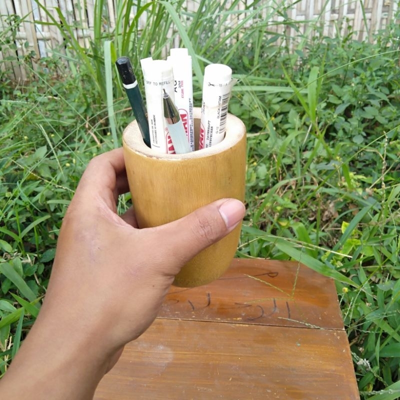 

tempat pensil tempat pen dari bambu