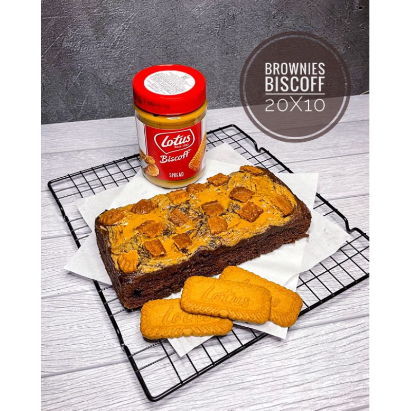 

Brownies Panggang / Fudgy Brownies Biscoff size 20x10