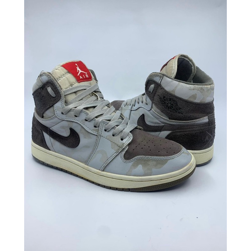 Air jordan1 Mid Wolf grey Camo