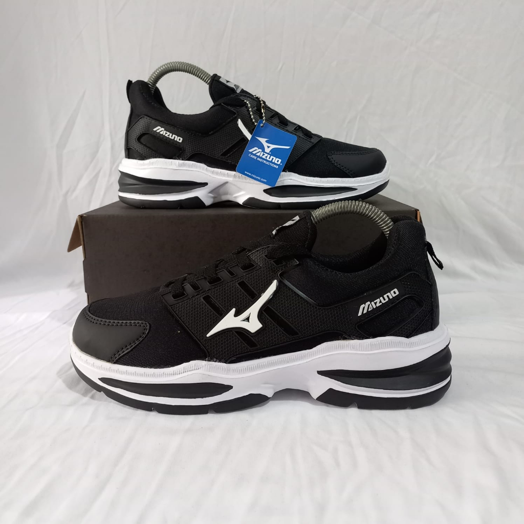 SEPATU OLAHRAGA RUNNING PRIA WANITA SEPATU LARI SEPATU VOLLY MODEL TERBARU