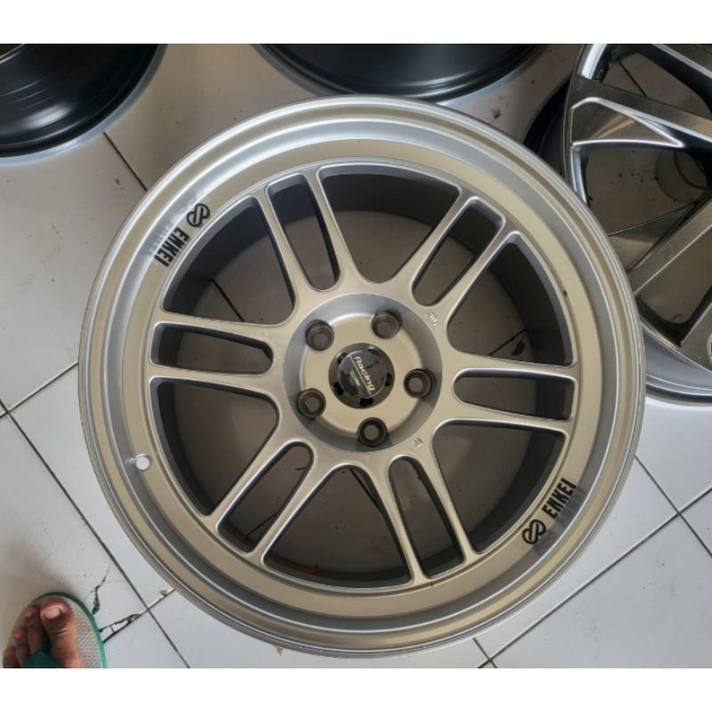 Velg enkei rpf1 r18 flow forming velg mobil enkei rpf1 ring 18 flow forming