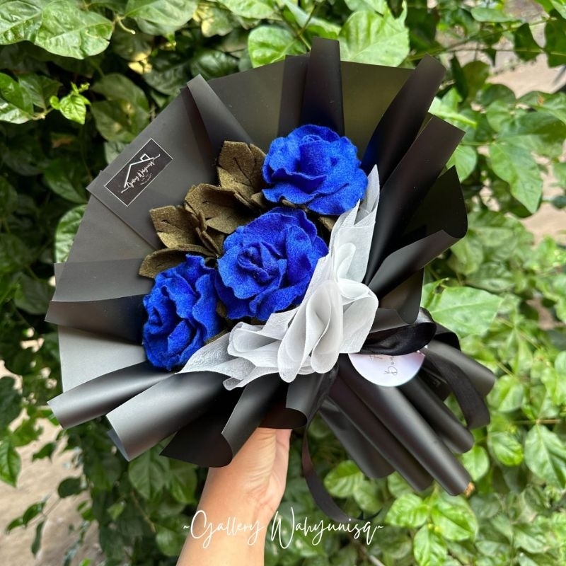 BUKET MAWAR FLANEL | BUKET BUNGA FLANEL | BUKET WISUDA | KADO WISUDA