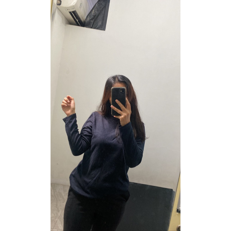 (Nett) Preloved Turtleneck Navy / Sweater Navy / Navy Turtleneck / Navy Sweater / Atasan Navy / Navy