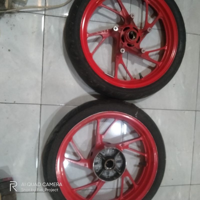 Velg set ban depan belakang CB150R LED th 2018 Original