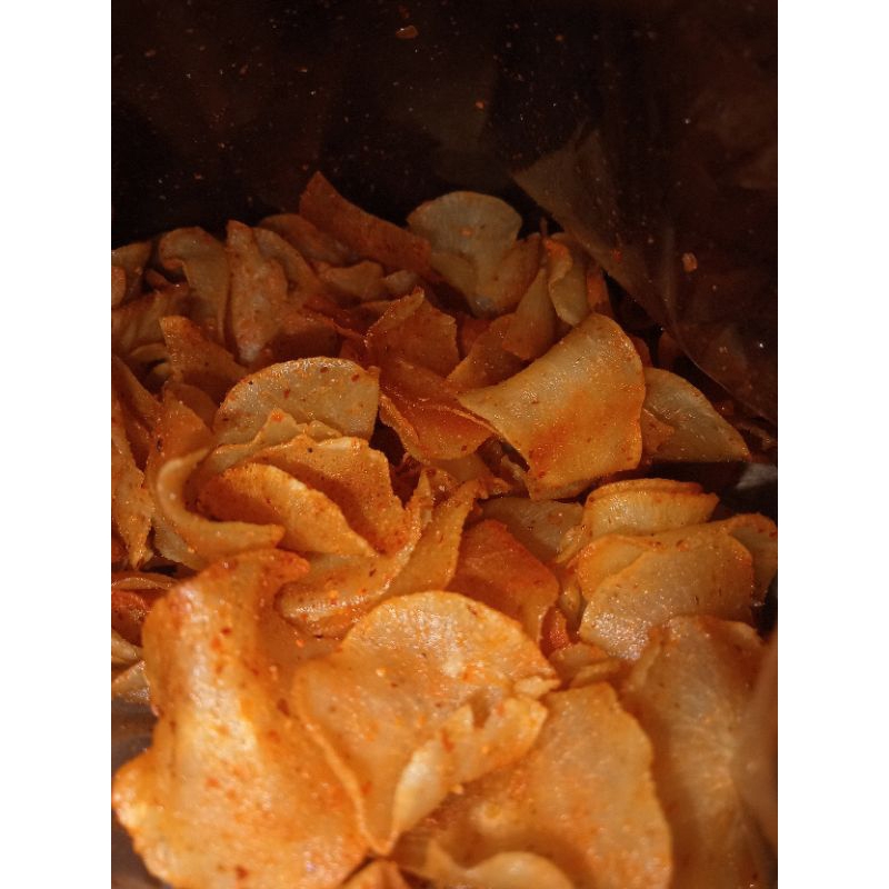 

Keripik singkong pedas gurih