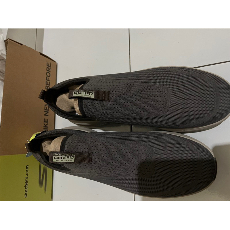 Skechers Go Run Elevate-Upraise