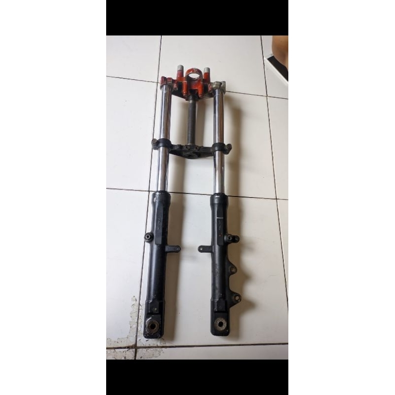shock depan vixion old