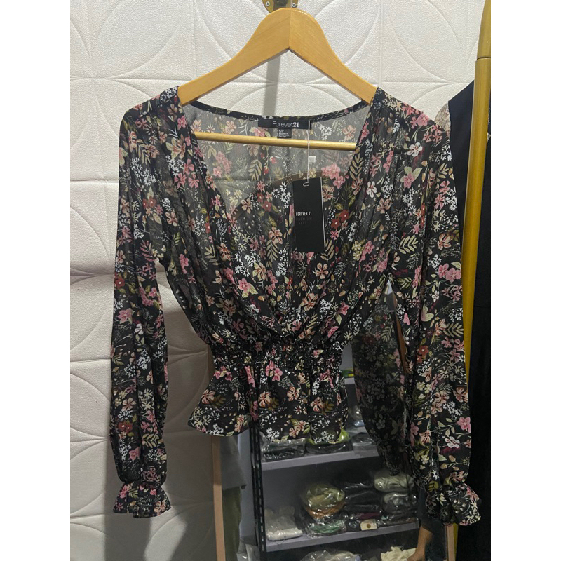 Crop Forever21 Bunga