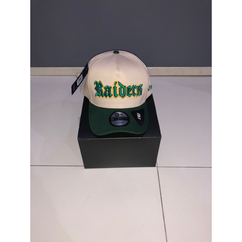 Topi Baseball RAIDERS Hijau Krem terbaru