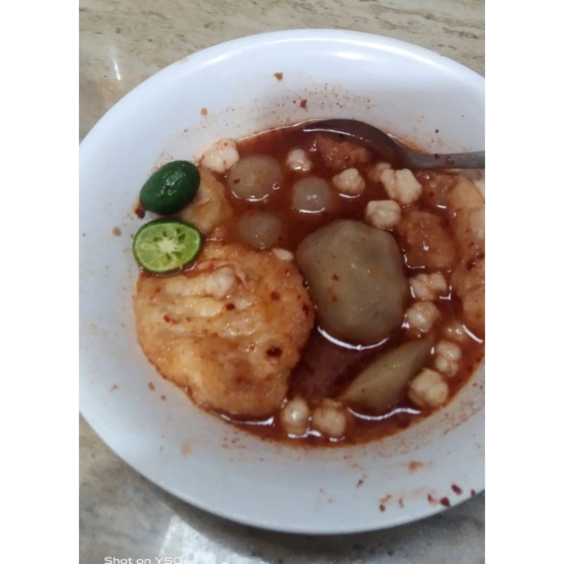 

Baso Aci Jumbo. Baso Aci Galak. Baso Aci Isi Suwiran Ayam. Baso Aci Viral pisannnn Isi suwiran ayam berbumbu cabai. Pedasnya luar biasa. Bikin nagih. Seger. Tekstur Baso Acinya lembut.