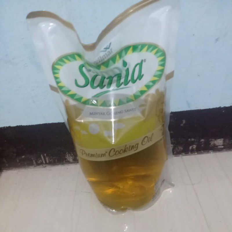 

minyak goreng sania pouch 2 liter