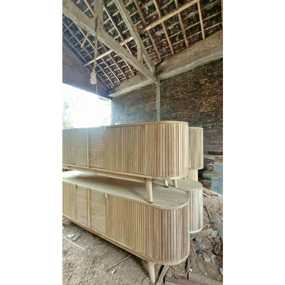 Bufet tv kayu jati motif salur ukuran 180 cm