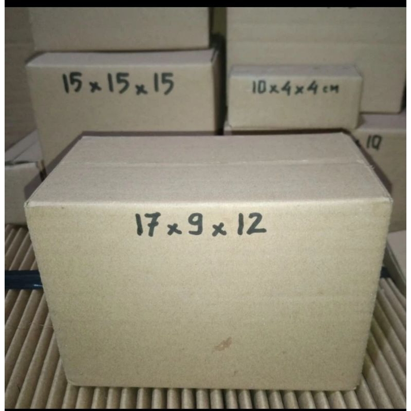 

Kardus box packing ukuran 17x9x12 cm polos luar dalam