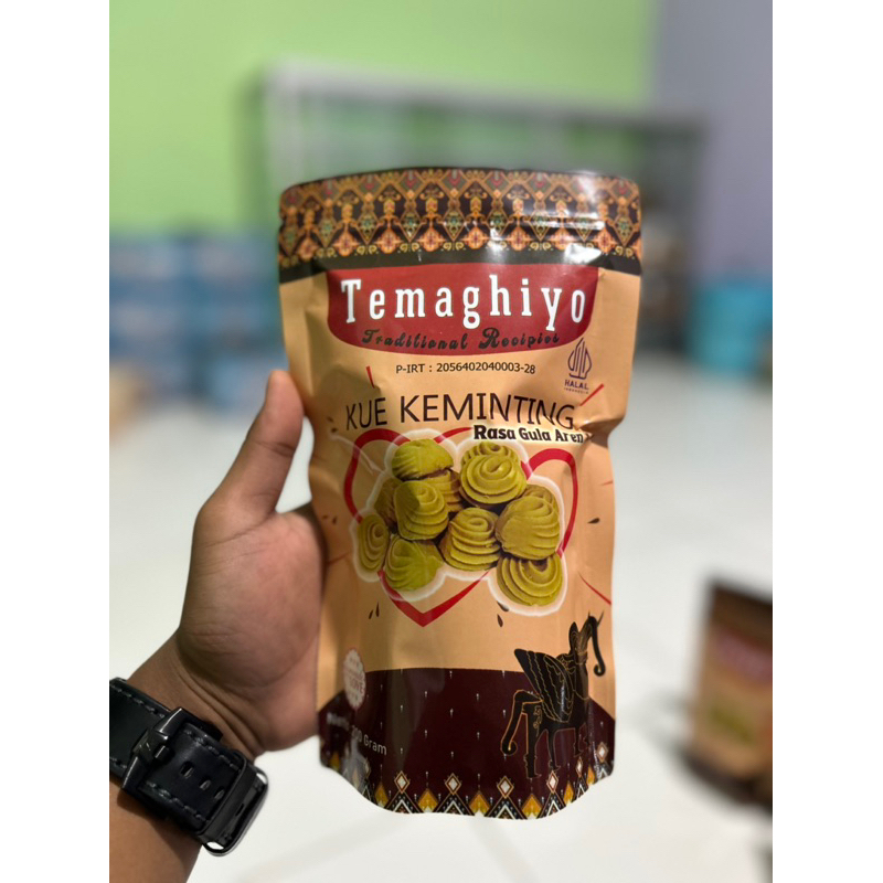 

kue keminting gula aren