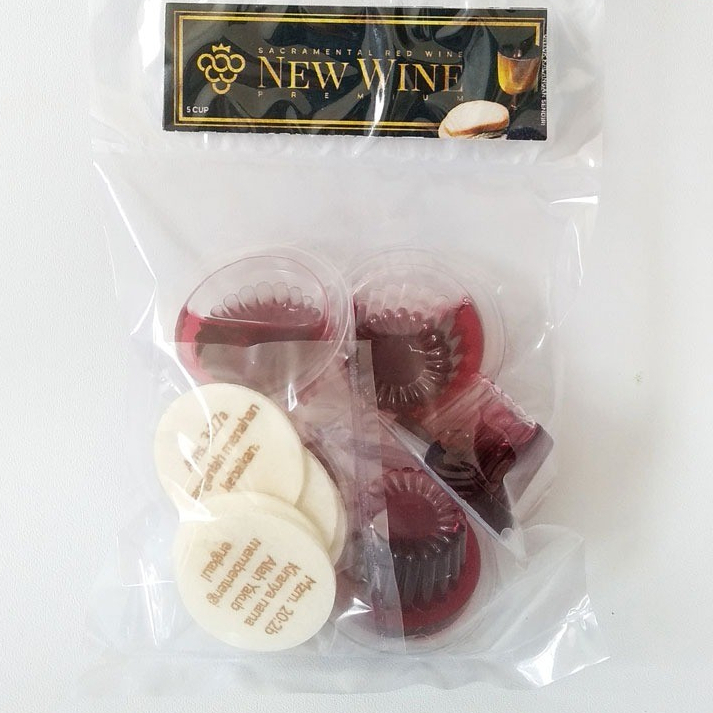 

Anggur Perjamuan Kudus Cup Premium + Hosti Ayat Kecil - Isi 5 Cup