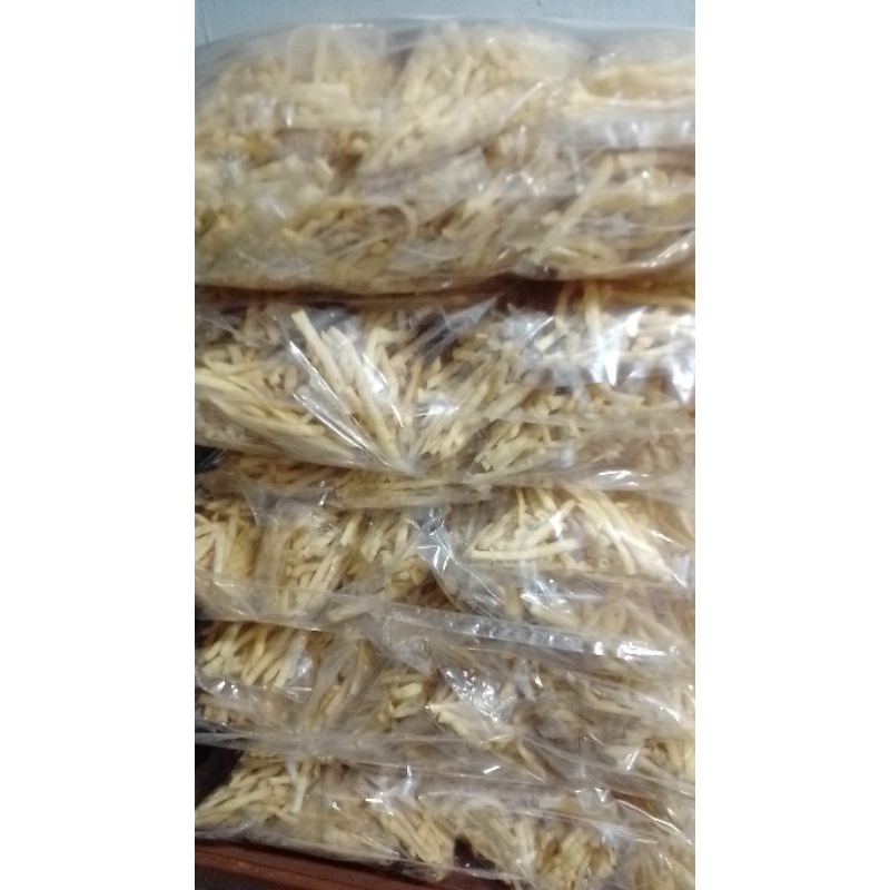 

keripik pangsit bawang gurih asin 1000 g /1 ball isi 20 bungkus/pcs
