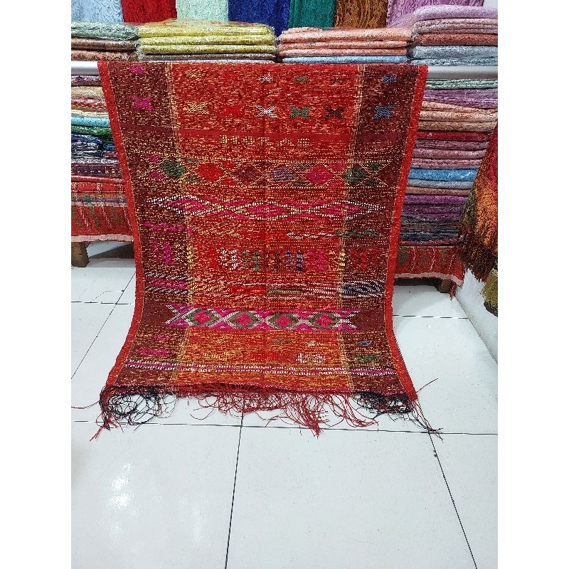 Ulos sadum tikar mas