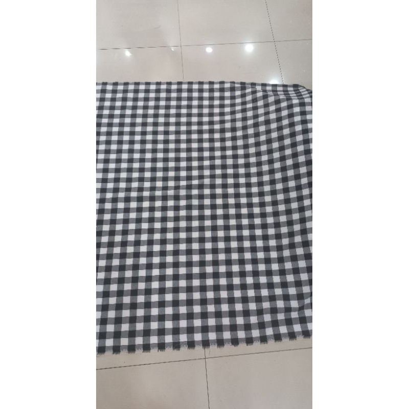 Katun Kotak Kotak / Kain Bali