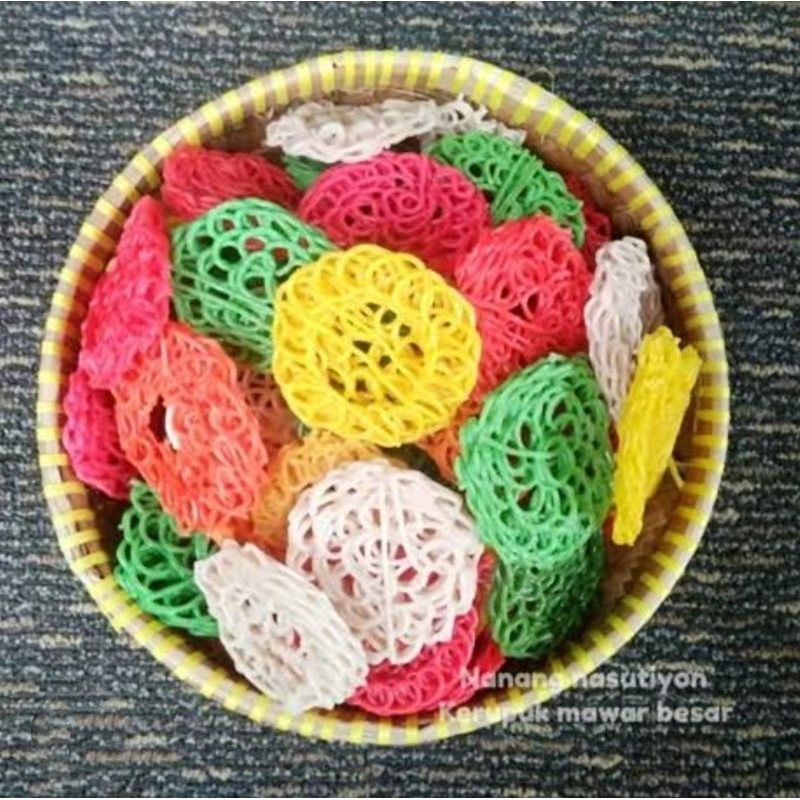 

Kerupuk Mawar 1 Kg