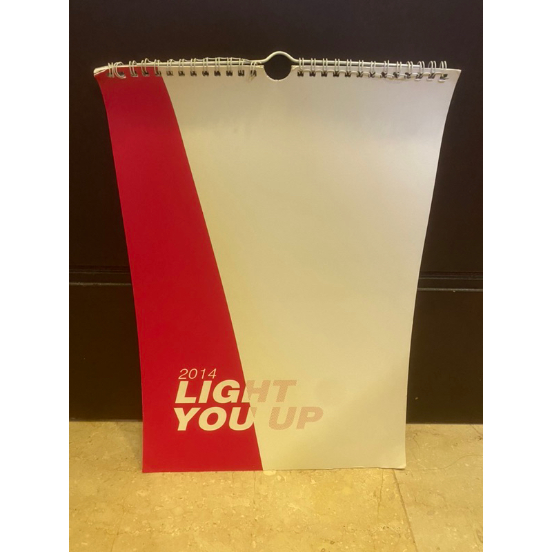 RARE CALENDAR 2014 CHOI SOOYOUNG SNSD (LIGHT YOU UP)