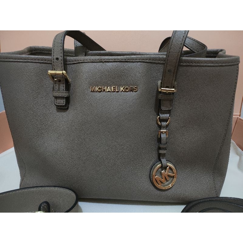 MK Jet Set Travel VGC