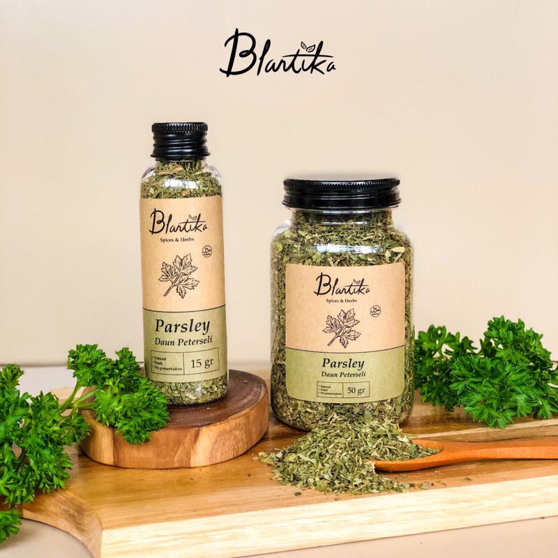 

Blantika - Daun Peterseli Kering / Dried Parsley Flakes