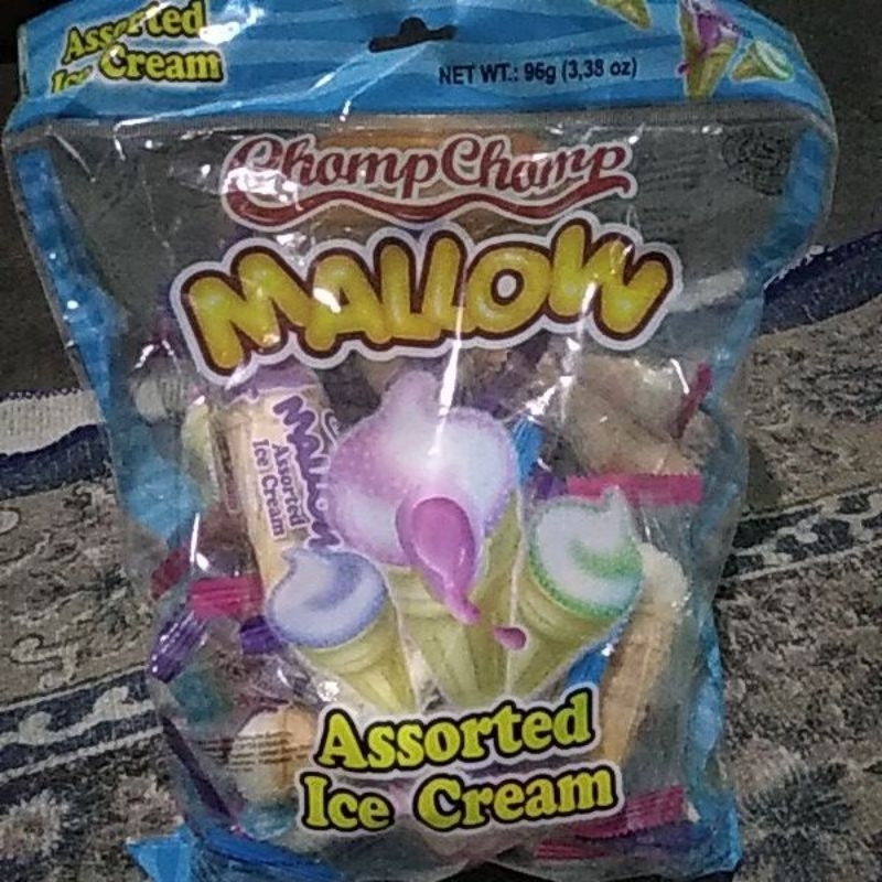 

Jajanan Jadul - Chompchomp Mallow ice cream