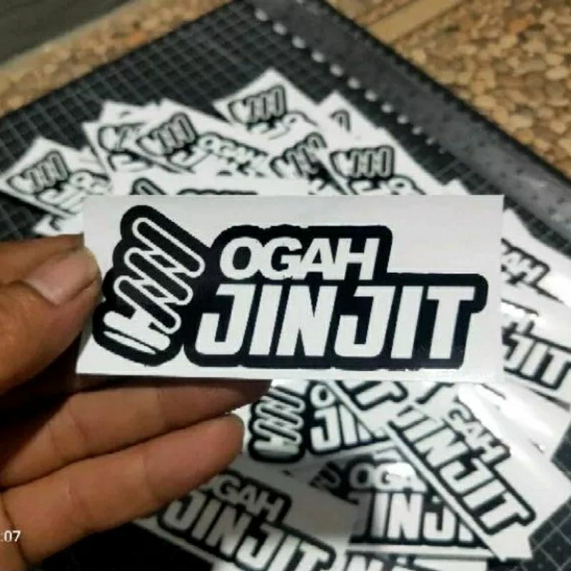 

stiker print & cut Ogah Jinjit stiker viral