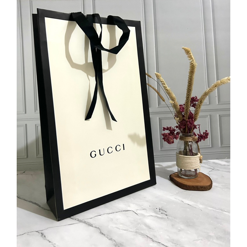 

Paper Bag Gucci Import Tebal with ribbon Paper Bag Pembungkus kado