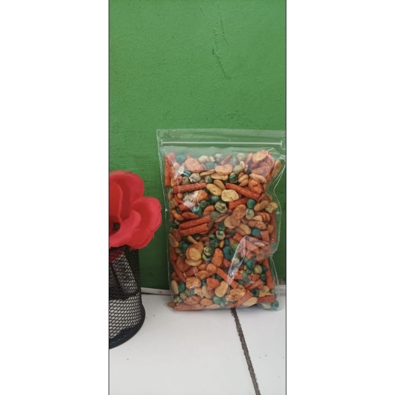 

Kacang campur