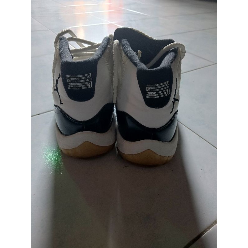 SEPATU BASKET RETRO 11 JORDAN SECOND SIZE 42
