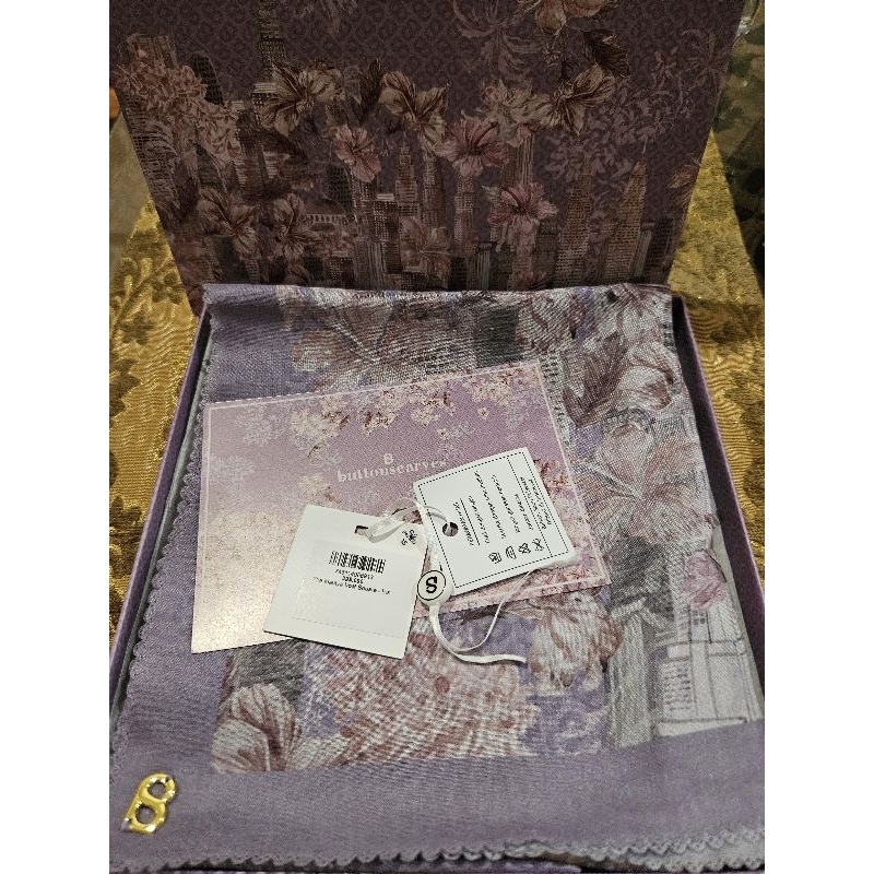 preloved buttonscarves malaya series iris