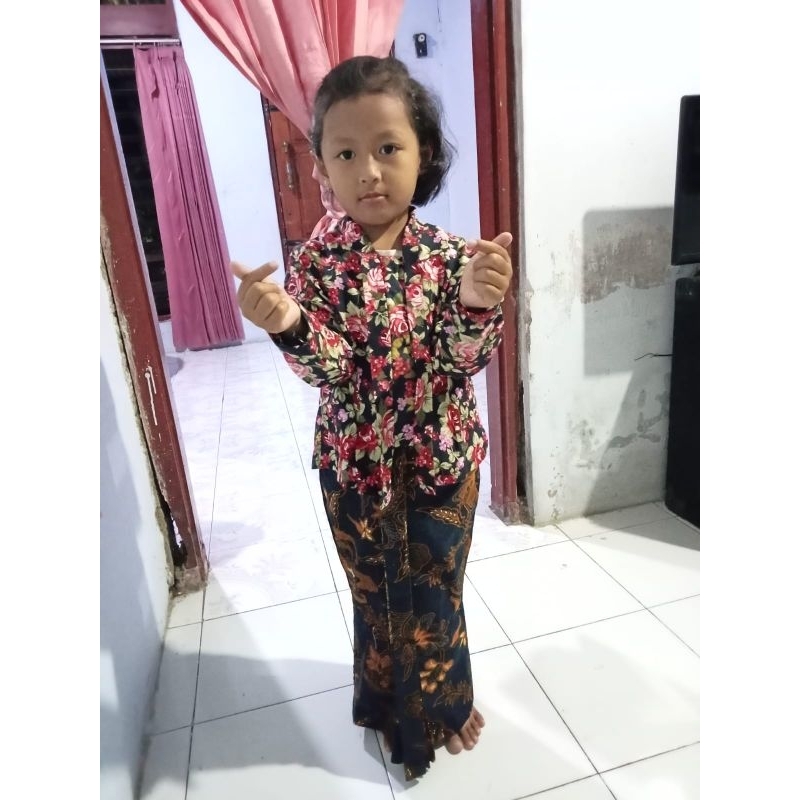 KEBAYA JADUL ANAK/ KEBAYA BUNGA2