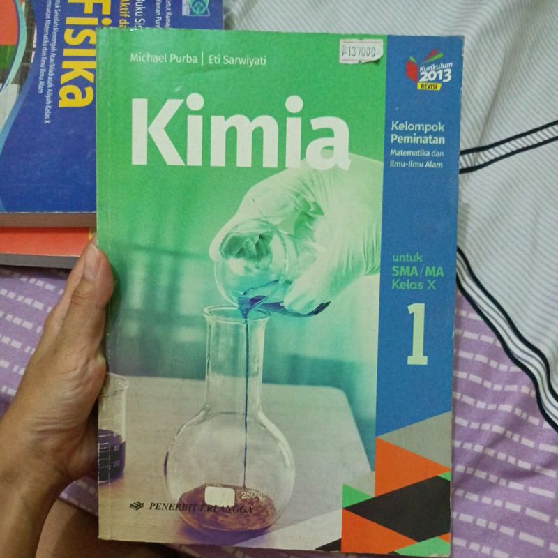 

BUKU KIMIA KELOMPOK PEMINATAN KELAS X/10/1 SMA ERLANGGA