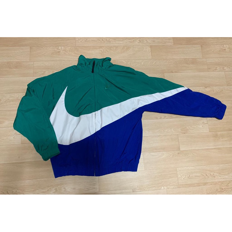 nike big swoosh threetone original