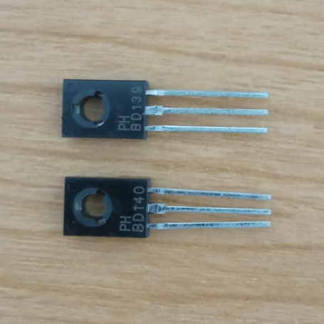 SATU SET TRANSISTOR BD 139 BD 140 ORIGINAL PHILIPS BD139 BD140