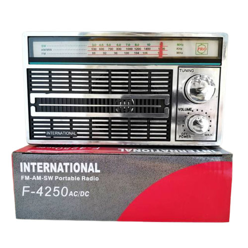 Radio Jadul Radio International LR4250 FM AM SW