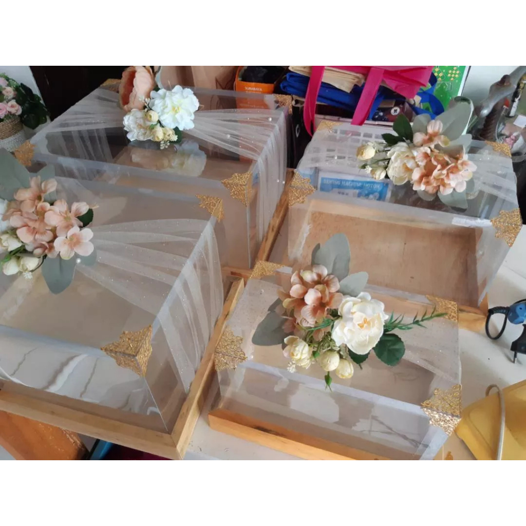 

Box Seserahan Isi 4 Kotak Kayu JATI BELANDA Hantaran Pernikahan Include Mika