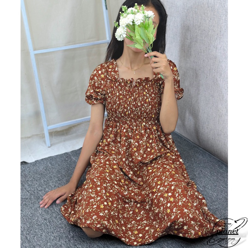 DRESS KERUT DADA MELAR DASTER CANDA DASTER SUSUN DASTER BUSUI BUNGA BUNGA DASTER KERUT RUFLE