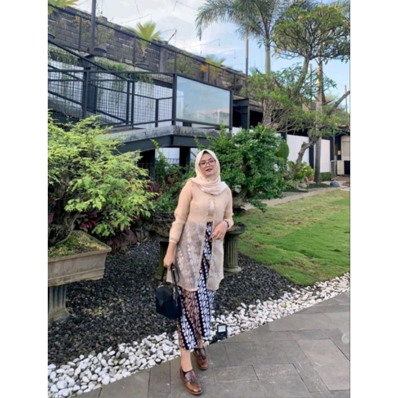 Outer Kekinian Bahan Organza Full Payet