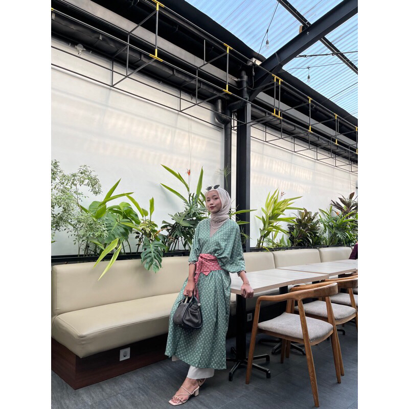 MELISAE DRESS / MIDI DRESS / KAFTAN BATIK / DRESS KEKINIAN / DRESS BATIK / DRESS GAUL / DRESS MEWAH 