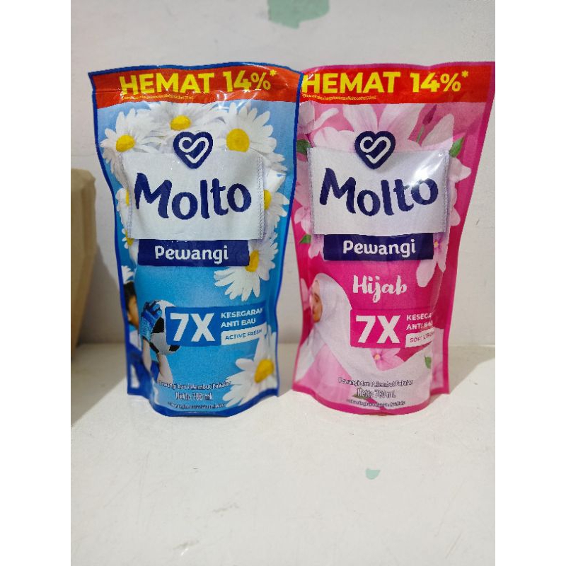Molto Pewangi  780ml