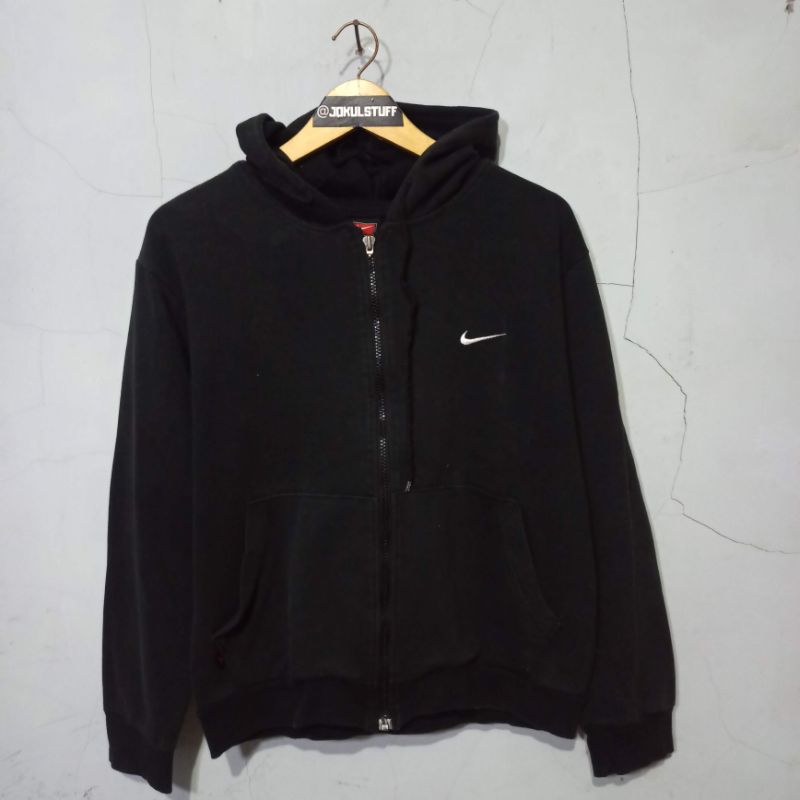 ZipHoodie Nike VTG Hitam Prelove Second Zip Hoodie Vintage Black Preloved Bordir Nike Small Logo
