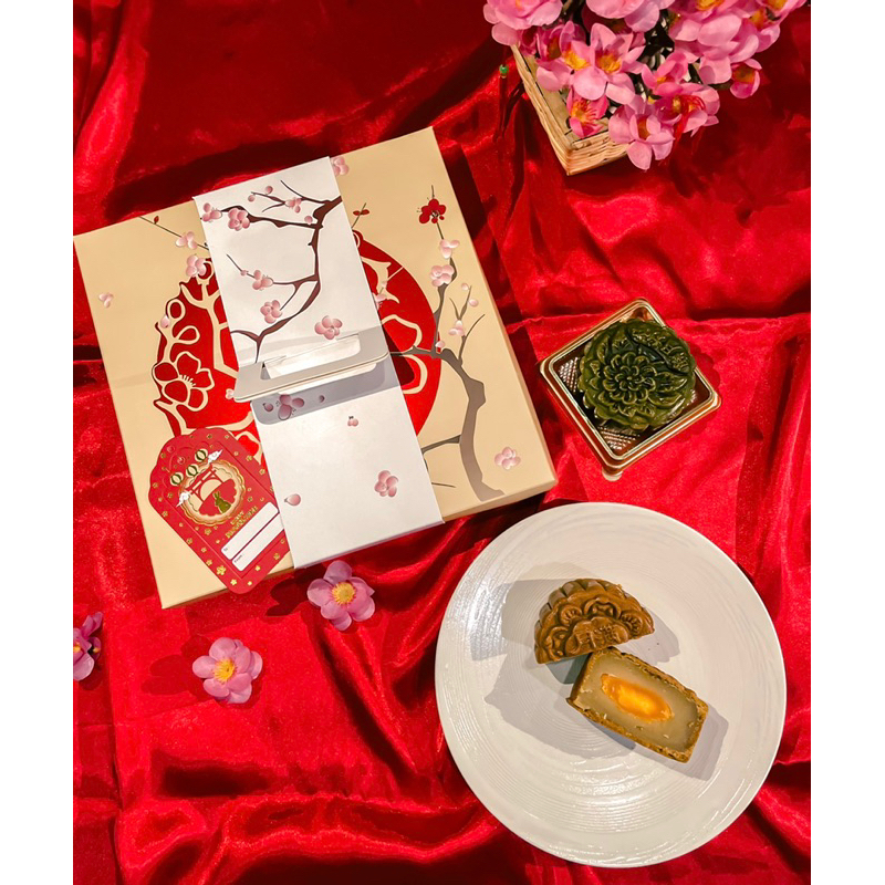 

Autumn Mooncake Hampers La Mère La Fille (box of 4 size 125gr)