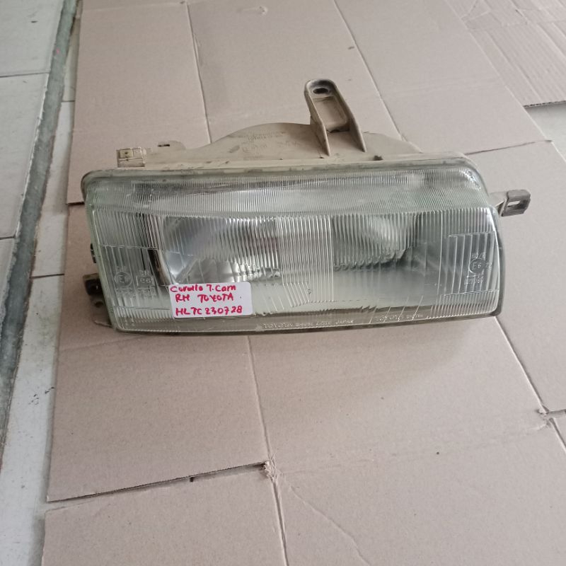 headlamp Corolla twincam kanan Toyota