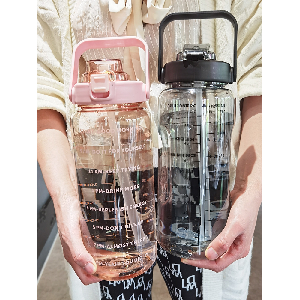 Botol minum Jumbo 2 LITER Motivasi Penanda waktu Tritan Quifit Handle BENING 2000ML