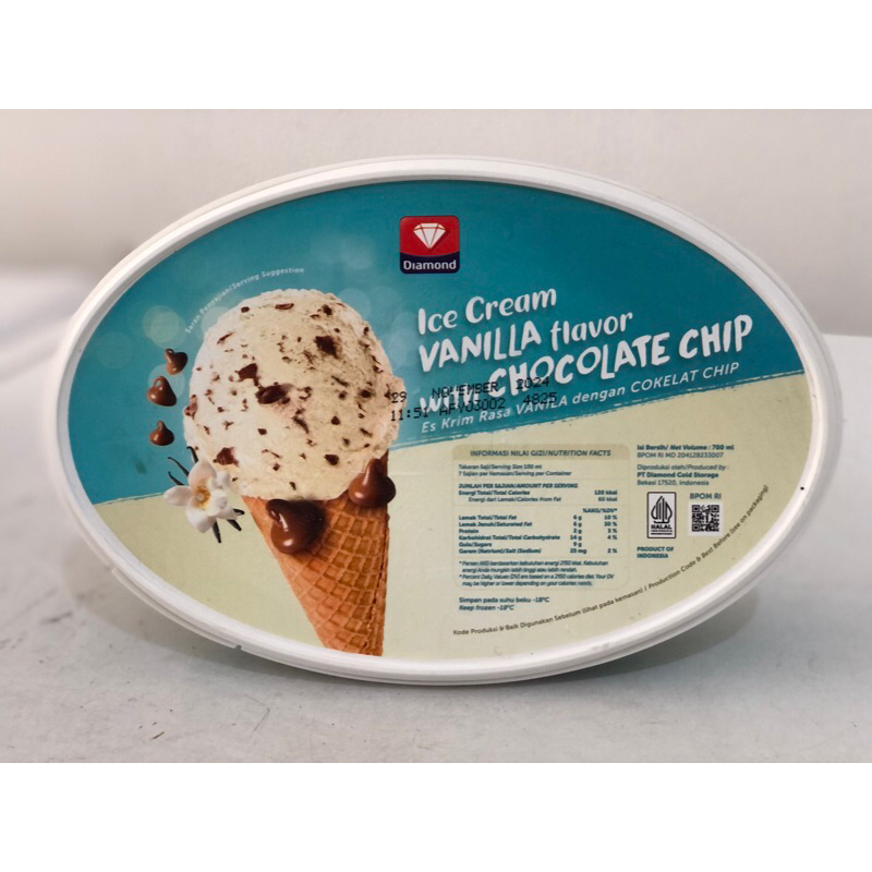 

Diamond Ice Cream Vanilla Choco Chips / Es Krim Vanila dengan Cokelat Chip 700ml