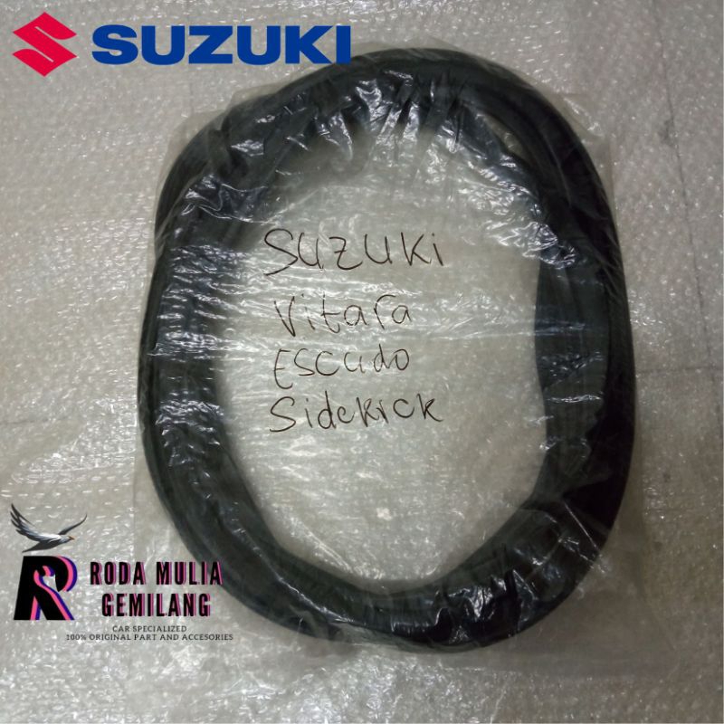 Karet Pintu Belakang / Bagasi Mobil - Suzuki Vitara / Escudo / Sidekick
